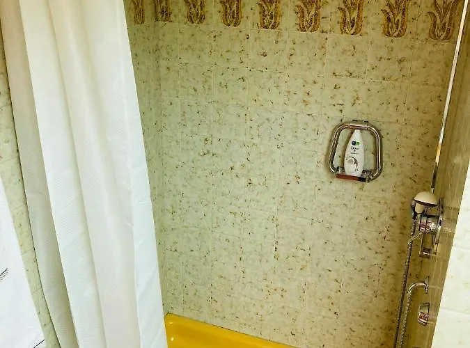 Apartament Your Pied-a-terre In *