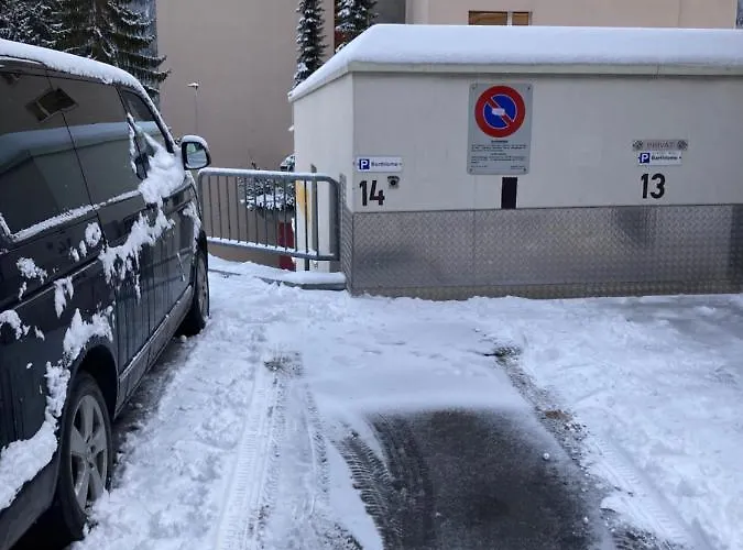 Apartament Your Pied-a-terre In *